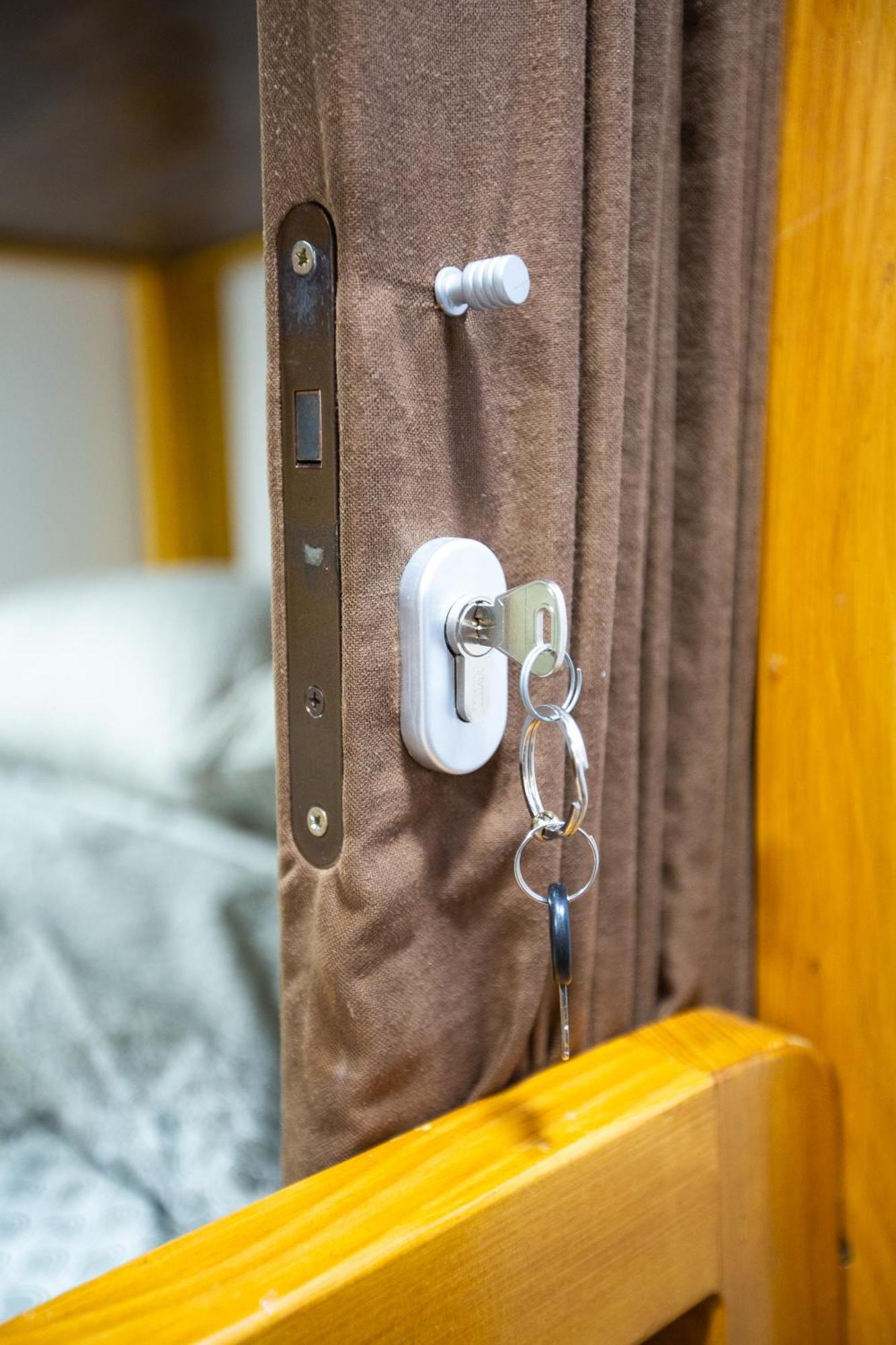 Aisha Hostel Любляна Екстер'єр фото